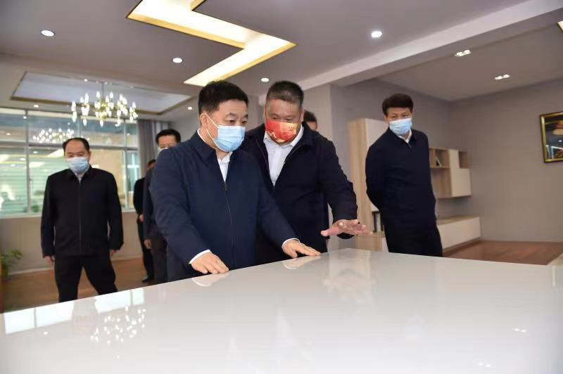 2022年5月14日，省長(zhǎng)葉建春來(lái)我公司調(diào)研